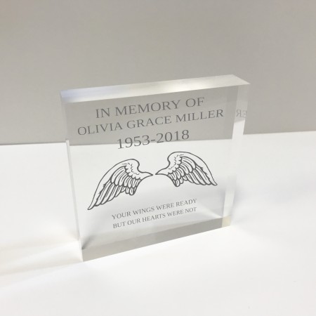 4x4 Glass Token - Remembrance wings